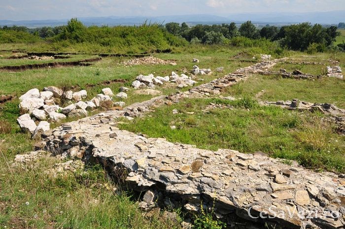 Cetatea Uriasului (Castrul roman Germisara) Cigmau