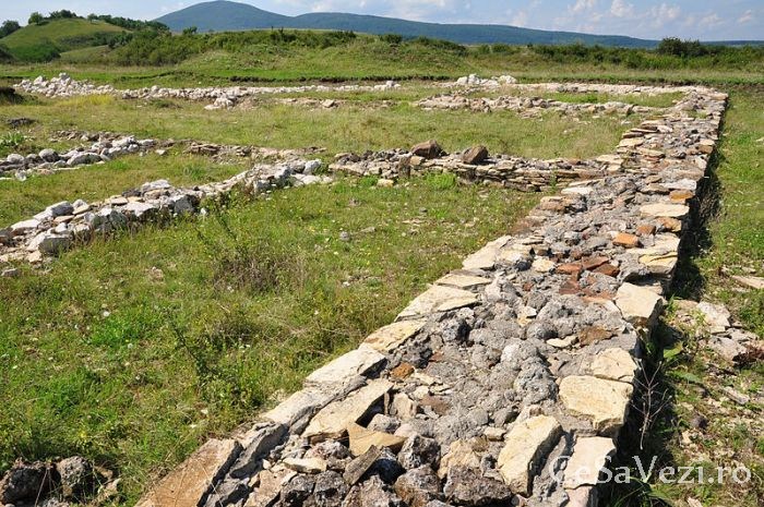 Cetatea Uriasului (Castrul roman Germisara) Cigmau