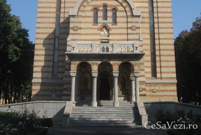Catedrala Ortodoxa Sfantul Gheorghe din Tecuci