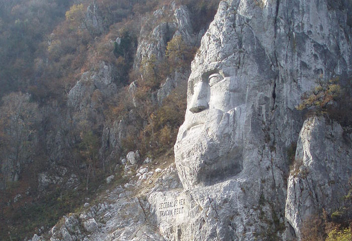 Statuia lui Decebal