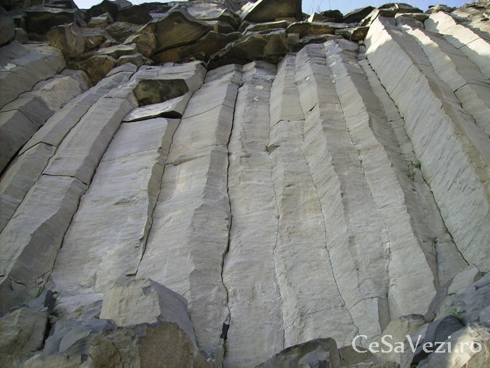 coloane bazalt piatra ciplita 2