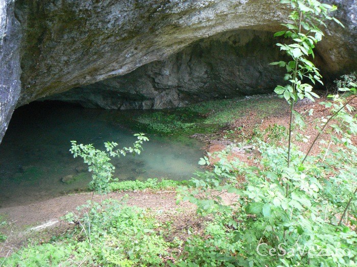 Pestera cu Apa din Valea Lesului Bihor