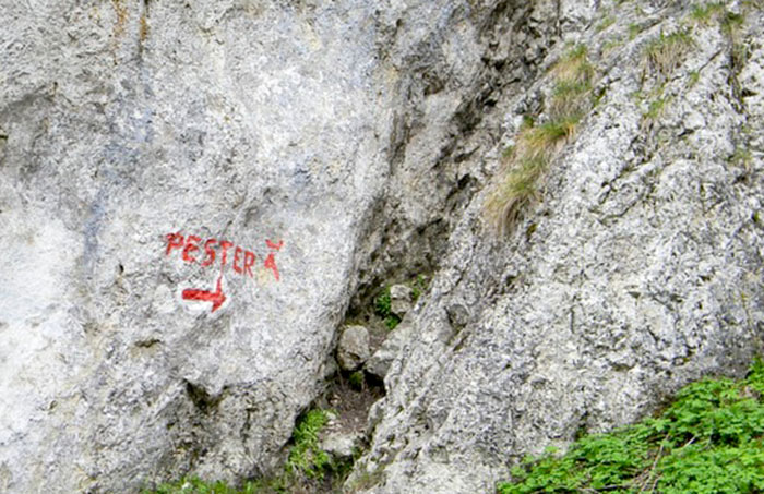 Peştera de Gheaţă