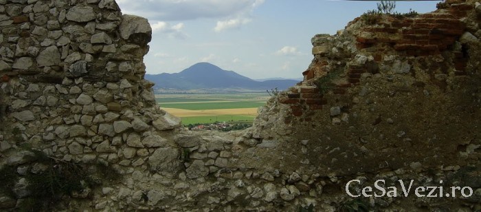 Cetatea Rasnov, ruine
