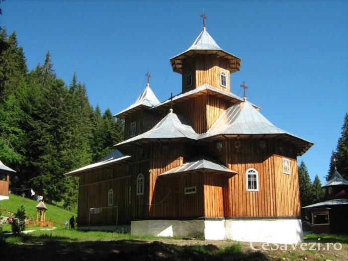 Manastirea Rarau